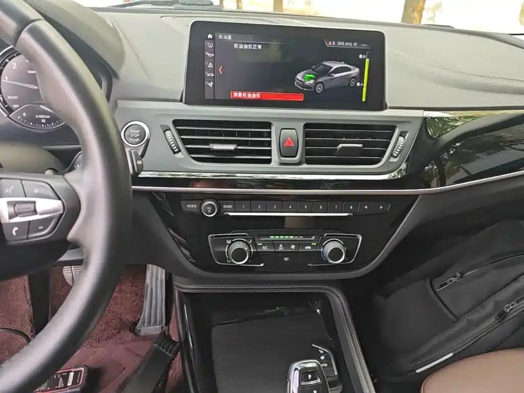 2020 BMW 1 Series 120i M Sport Package — миниатюра 13