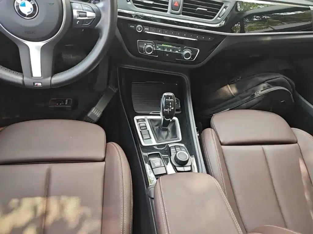 2020 BMW 1 Series 120i M Sport Package — миниатюра 14