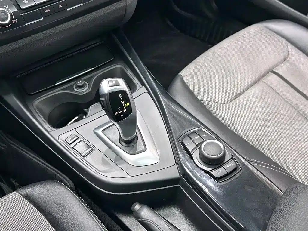 2013 BMW 1 Series (Imported) Facelift 116i Urban Edition — миниатюра 13