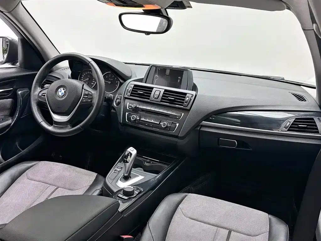 2013 BMW 1 Series (Imported) Facelift 116i Urban Edition — миниатюра 10