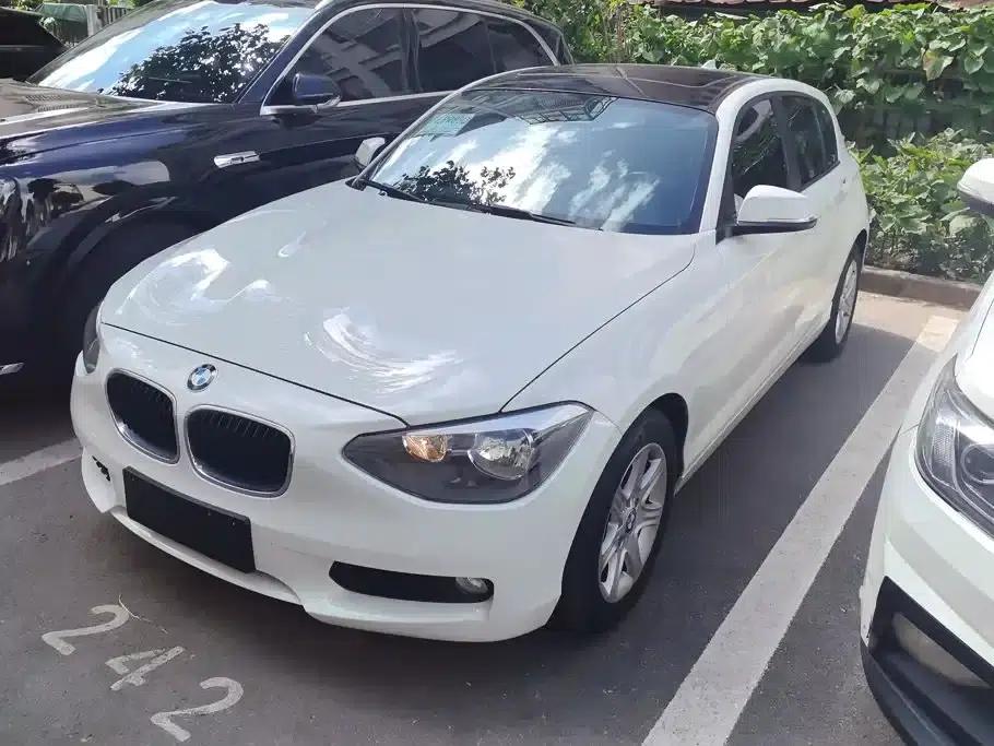 2013 BMW 1 Series (Imported) Facelift 116i Leading Edition — миниатюра 1
