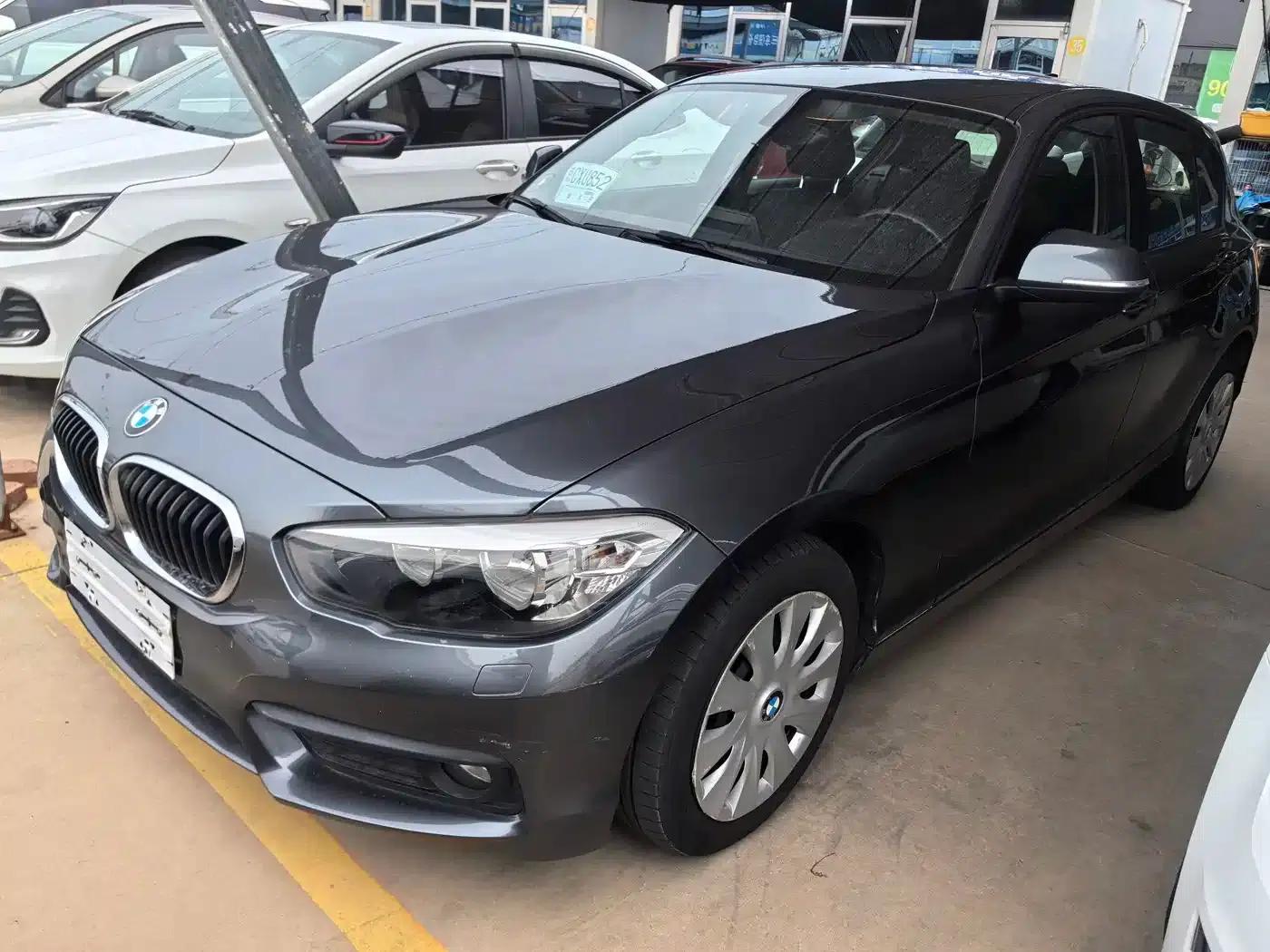BMW 1 Series (Imported) 2016 118i Leading Edition — миниатюра 1