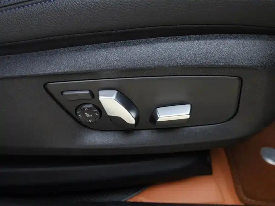 2024 BMW 6 Series GT 630i M Sport Package — миниатюра 13