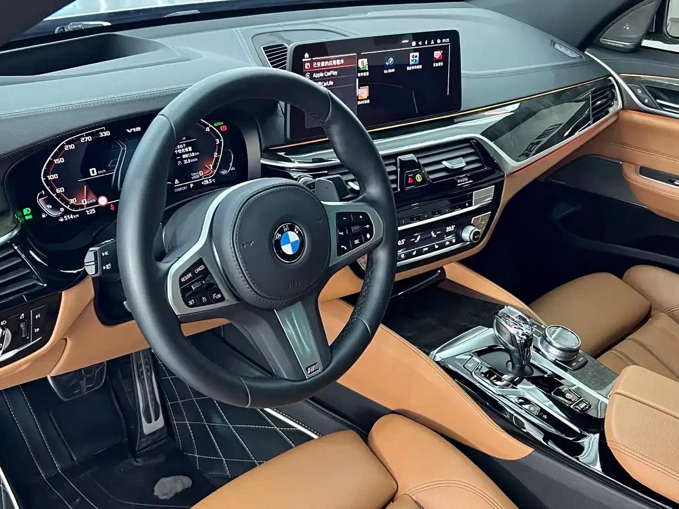 2021 BMW 6 Series GT 630i M Sport Package — миниатюра 15