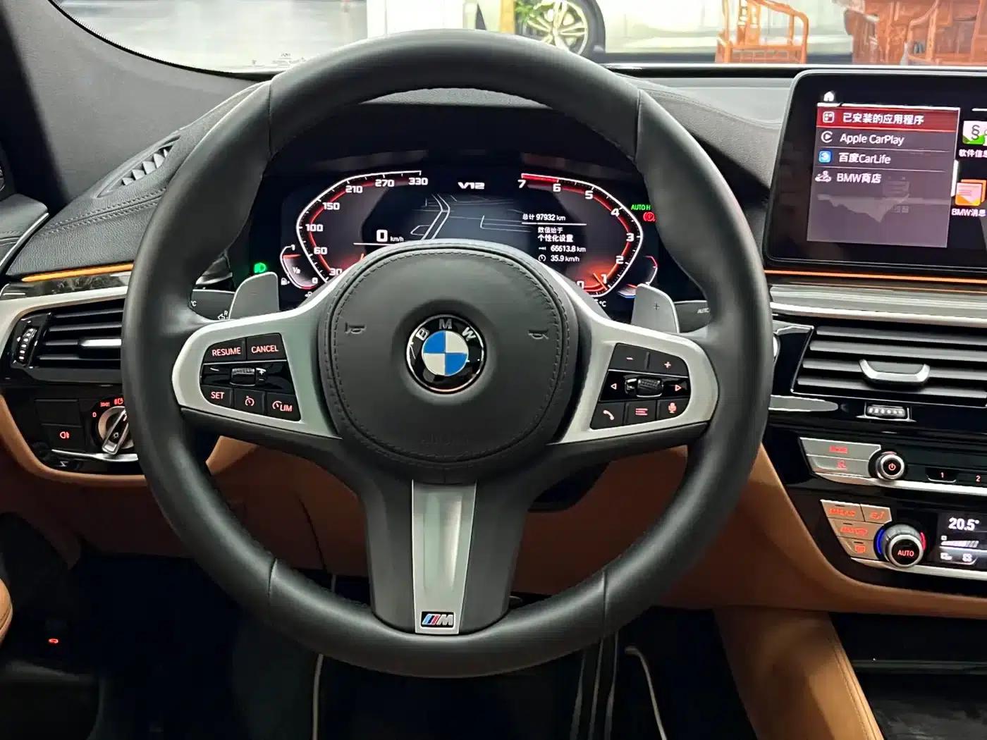 2021 BMW 6 Series GT 630i M Sport Package — миниатюра 16