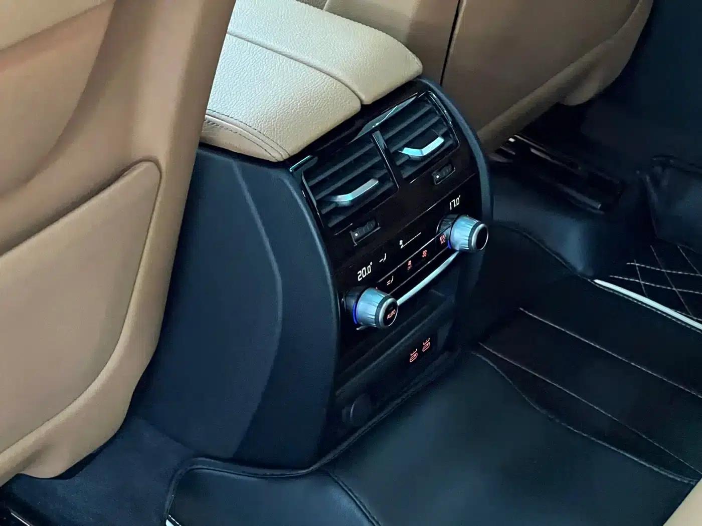 2021 BMW 6 Series GT 630i M Sport Package — миниатюра 21