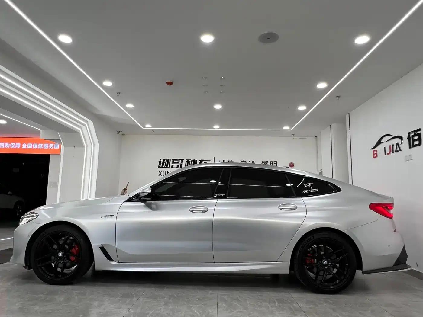 2021 BMW 6 Series GT 630i M Sport Package — миниатюра 4