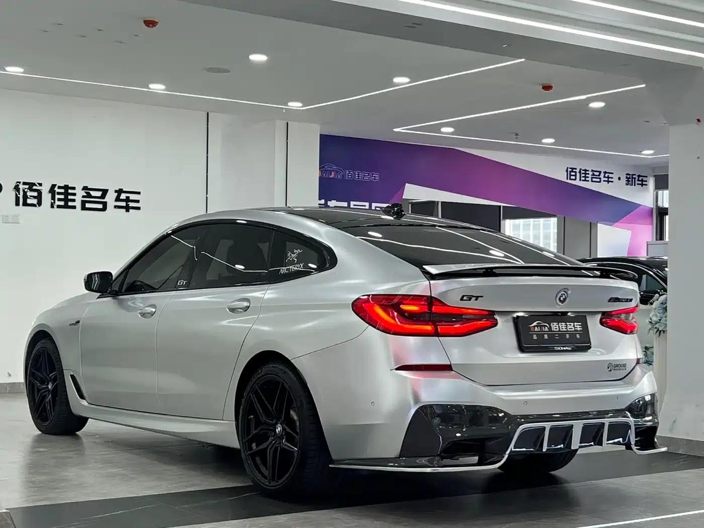 2021 BMW 6 Series GT 630i M Sport Package — миниатюра 7