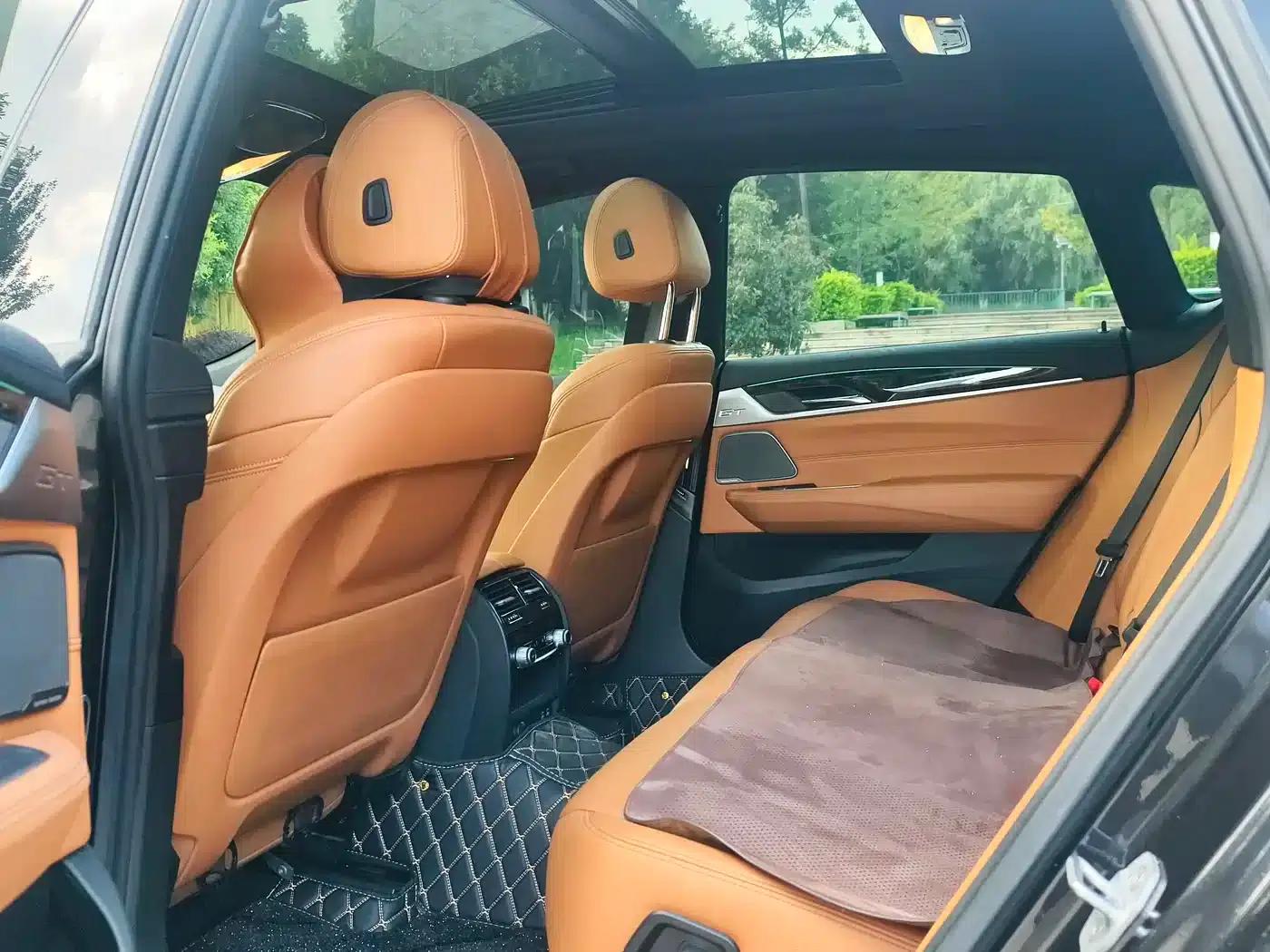 2019 BMW 6 Series GT 630i M Sport Package — миниатюра 5