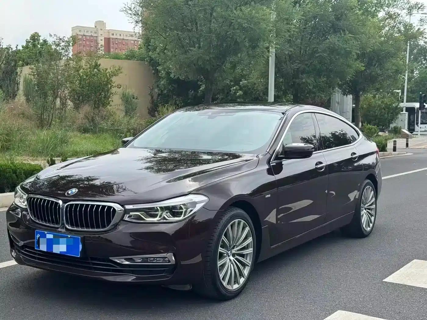 2018 BMW 6 Series GT 630i M Sport Package — миниатюра 1