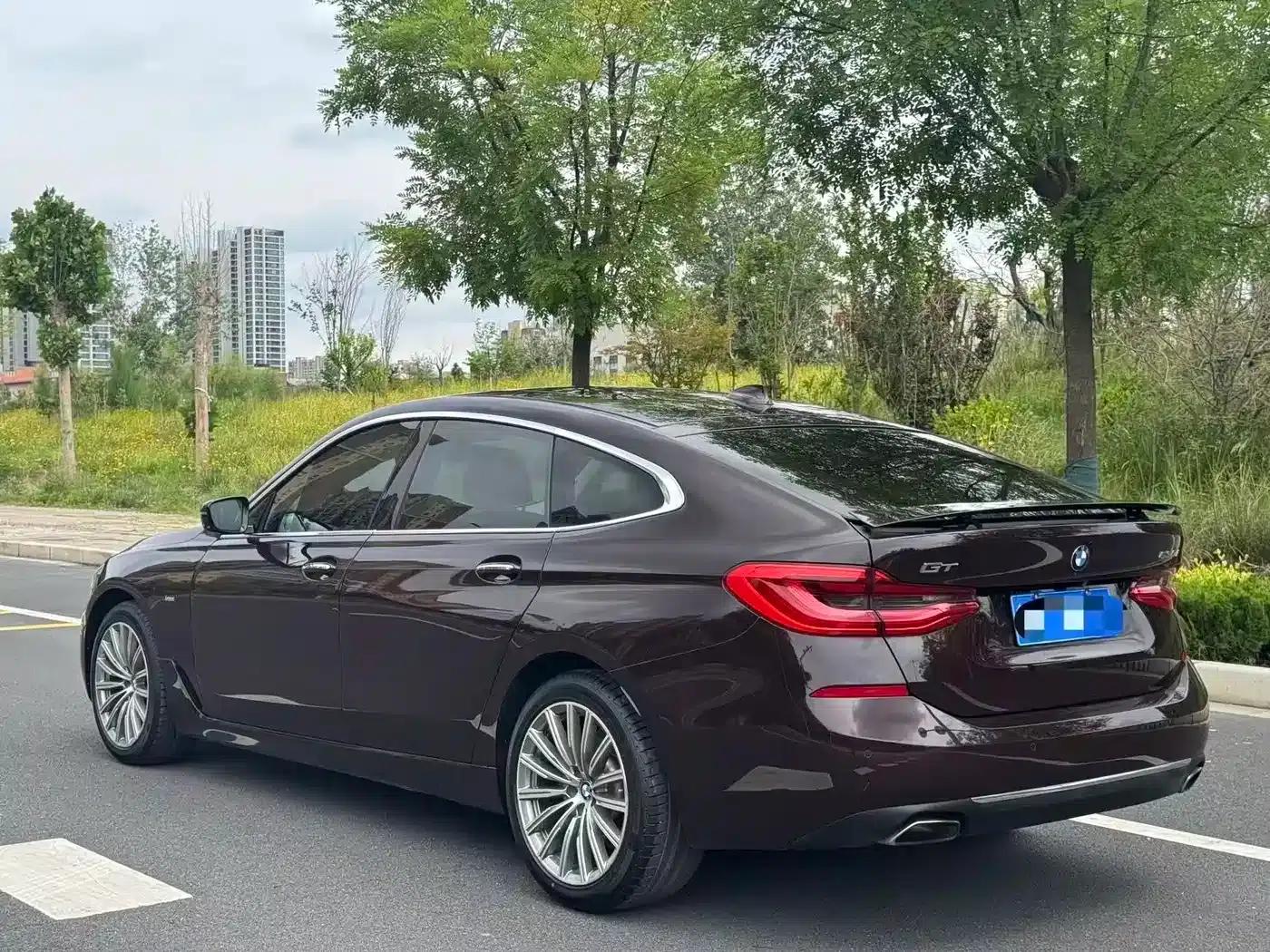 2018 BMW 6 Series GT 630i M Sport Package — миниатюра 13