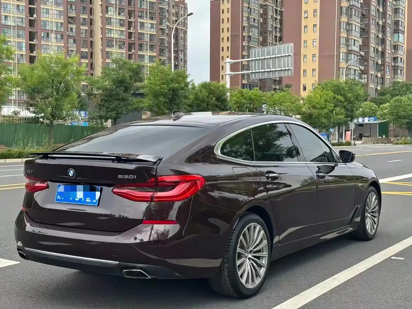 2018 BMW 6 Series GT 630i M Sport Package — миниатюра 14