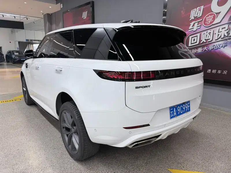 Range Rover Sport 2024 400PS Dynamic SE — миниатюра 3