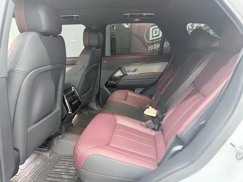 Range Rover Sport 2024 400PS Dynamic SE — миниатюра 8