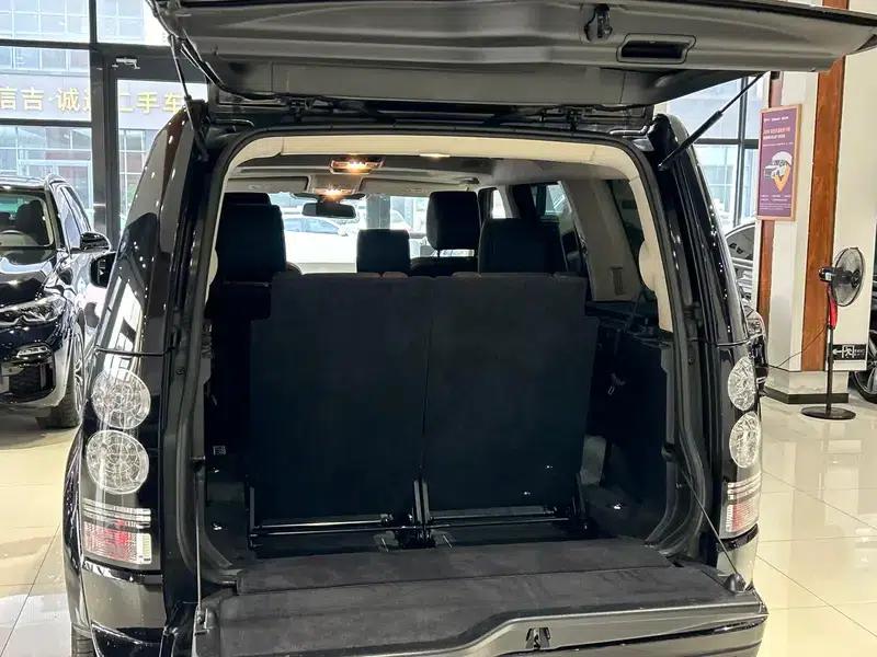Discovery 2015 3.0 V6 SC HSE — миниатюра 18