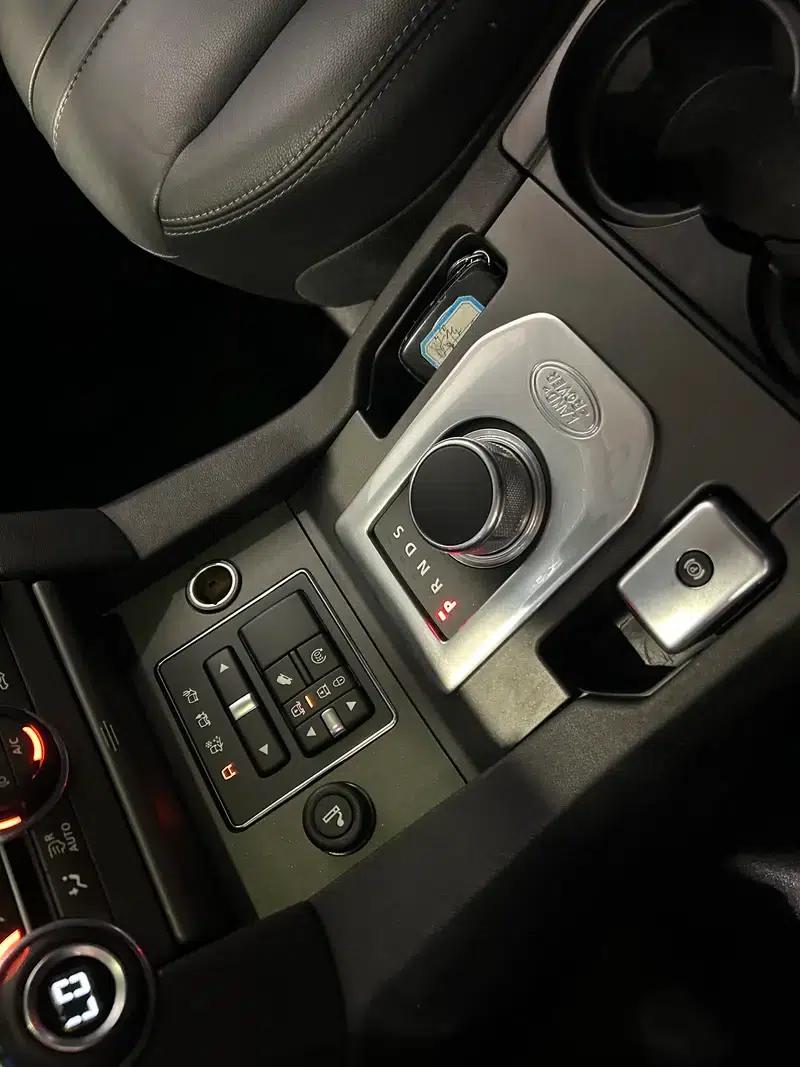 Discovery 2015 3.0 V6 SC HSE — миниатюра 9