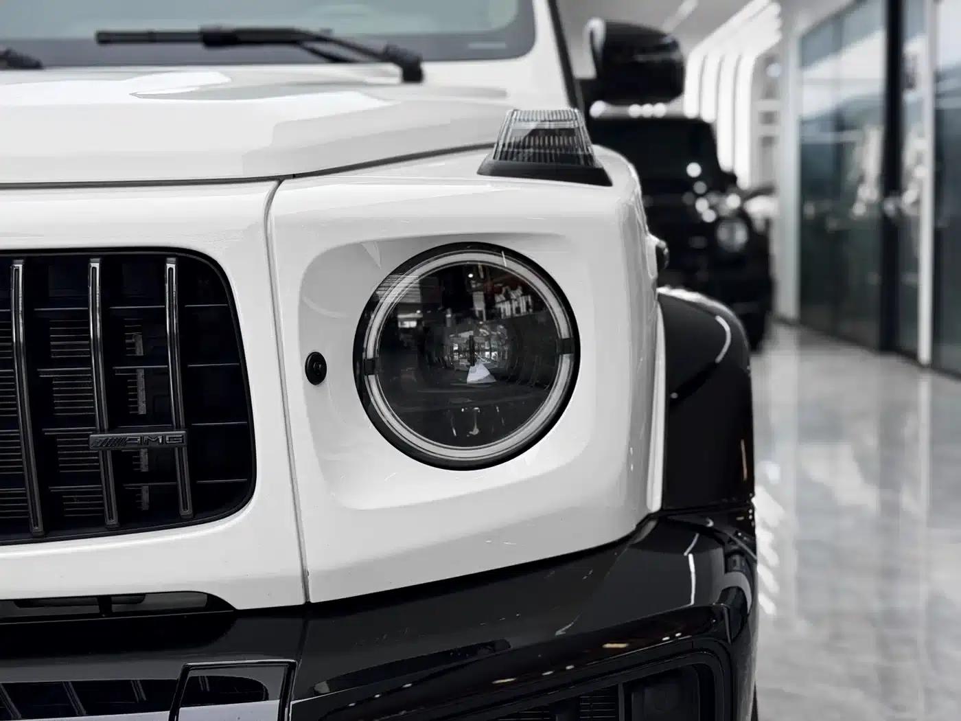 2025 Mercedes-Benz G-Class AMG 63 — миниатюра 4