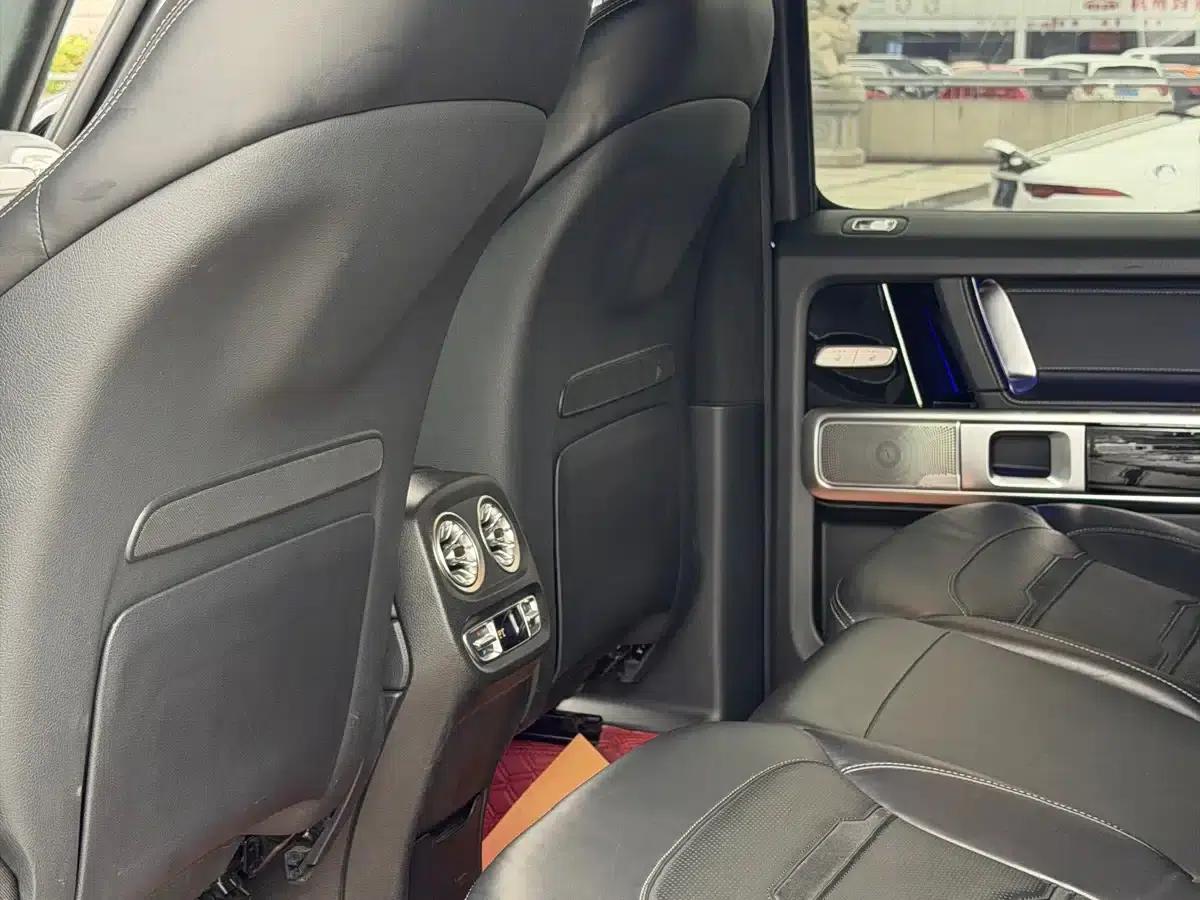 2021 Mercedes-Benz G-Class AMG 63 — миниатюра 12