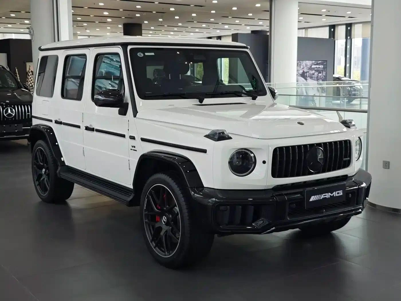 2025 Mercedes-Benz G-Class AMG 63 — миниатюра 2