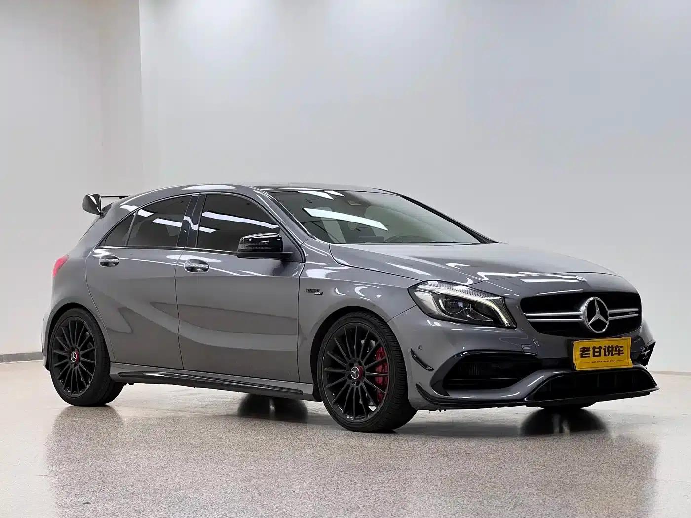 2016 Mercedes-Benz A-Class AMG (Imported) AMG A 45 4MATIC — миниатюра 3