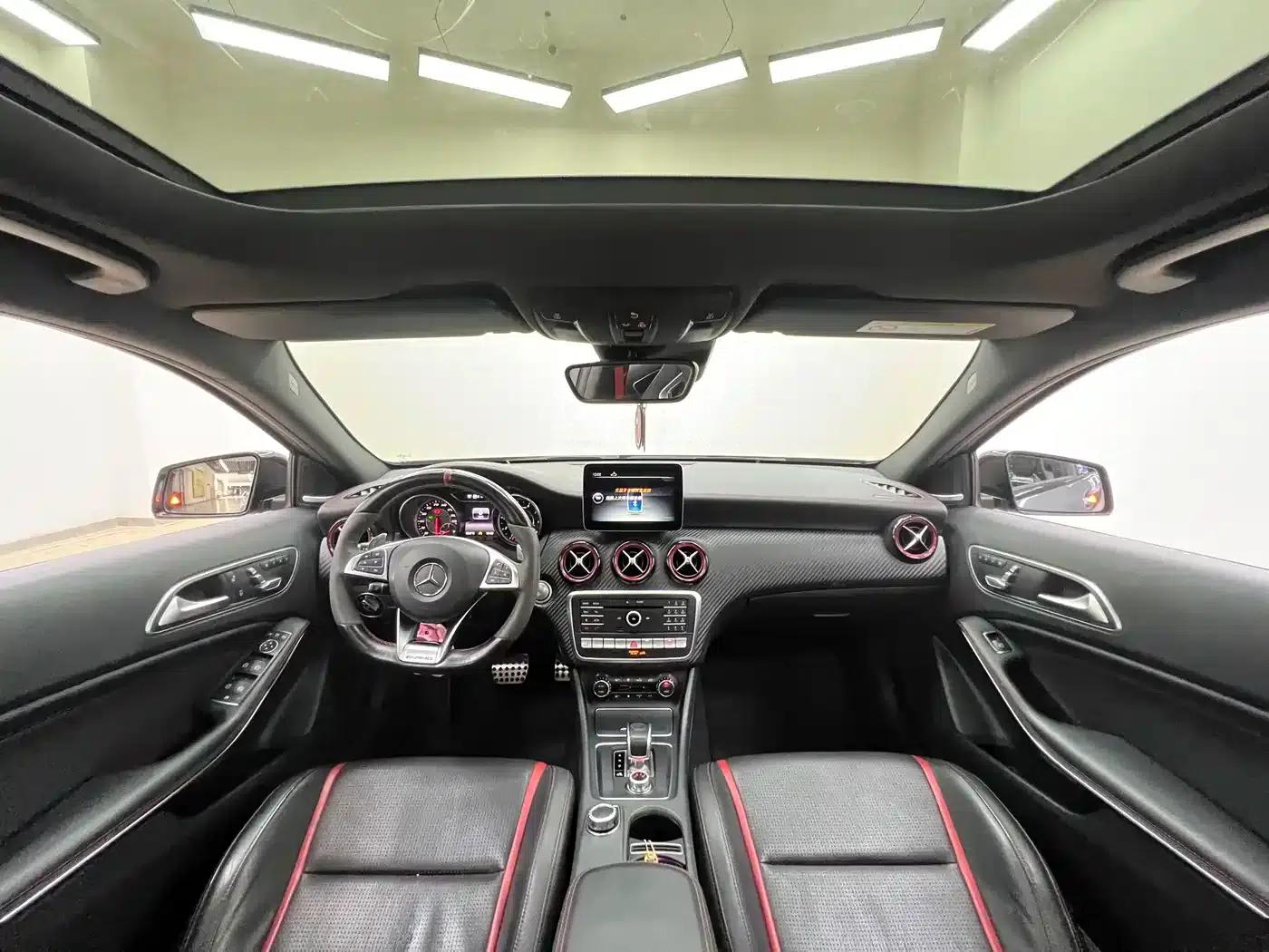 2016 Mercedes-Benz A-Class AMG (Imported) AMG A 45 4MATIC — миниатюра 21