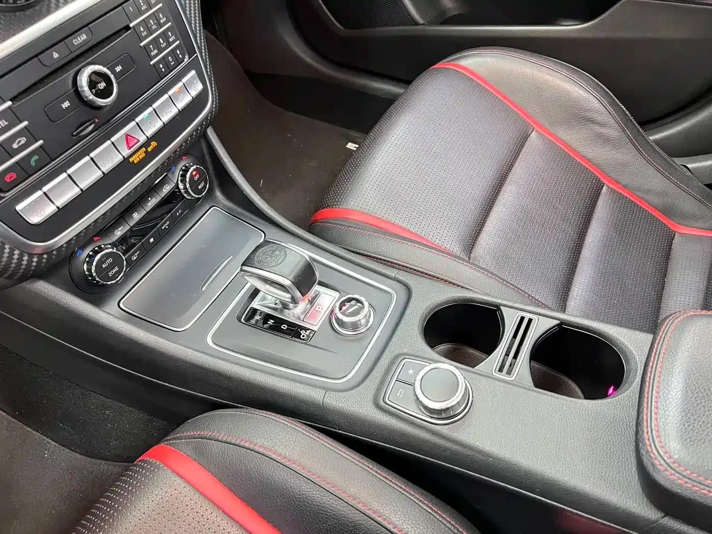 2016 Mercedes-Benz A-Class AMG (Imported) AMG A 45 4MATIC — миниатюра 28