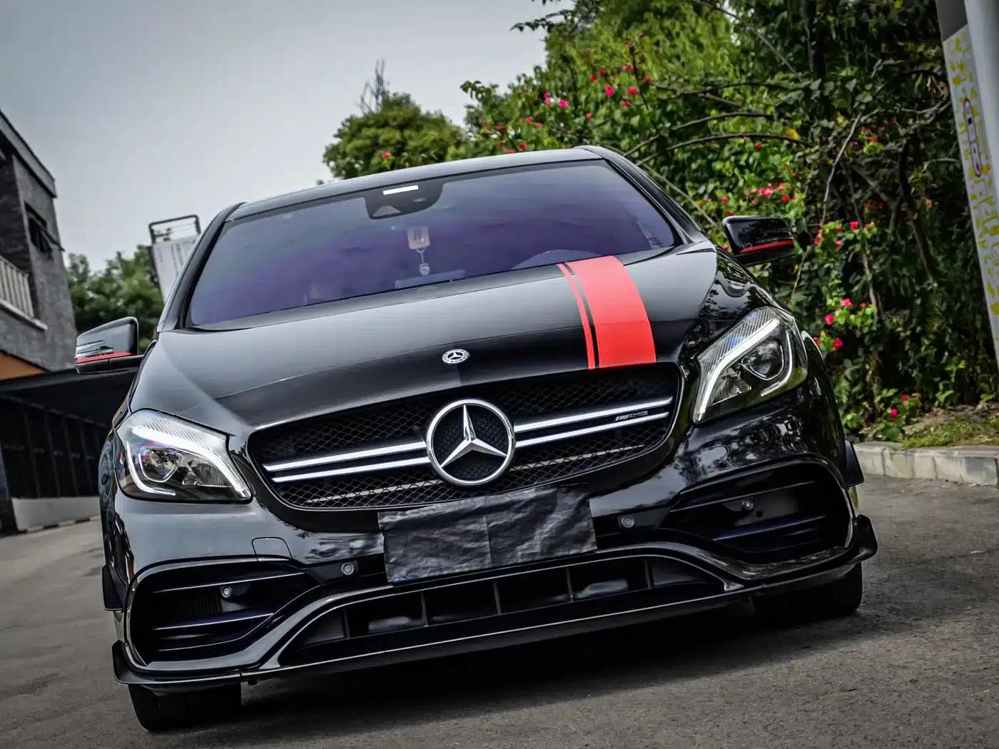 Imported 2018 Mercedes-Benz A-Class AMG A 45 4MATIC Limited Edition — миниатюра 11