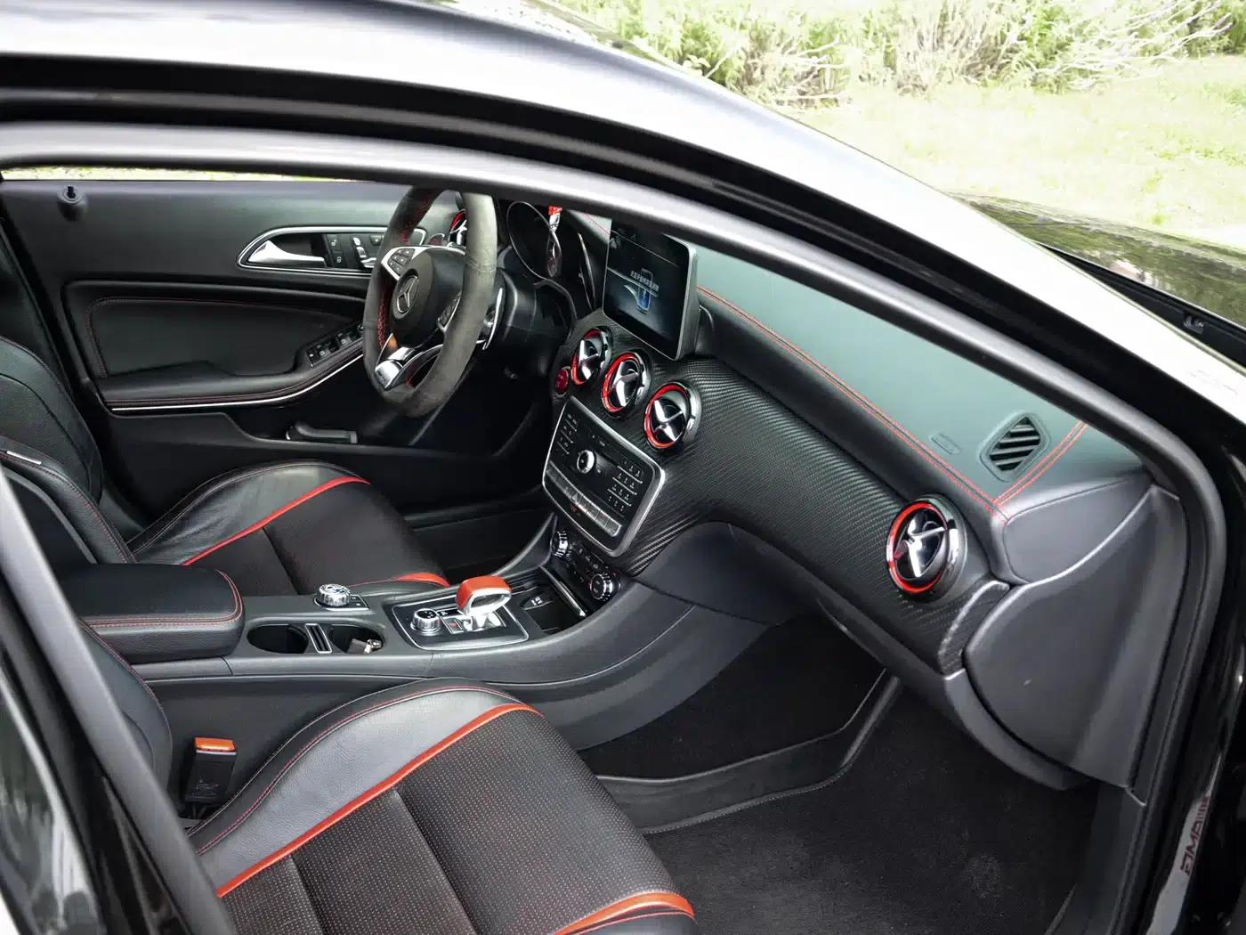 Imported 2018 Mercedes-Benz A-Class AMG A 45 4MATIC Limited Edition — миниатюра 15