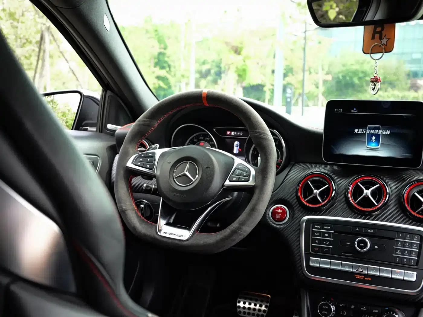 Imported 2018 Mercedes-Benz A-Class AMG A 45 4MATIC Limited Edition — миниатюра 22