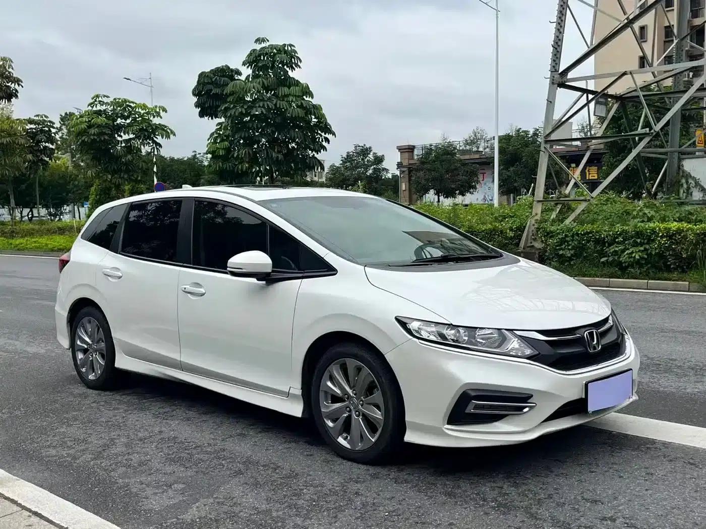 Jade 2017 1.8L Automatic Comfort Edition 5-seater — миниатюра 3