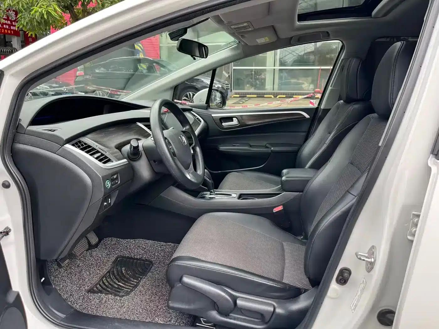 Jade 2017 1.8L Automatic Comfort Edition 5-seater — миниатюра 7