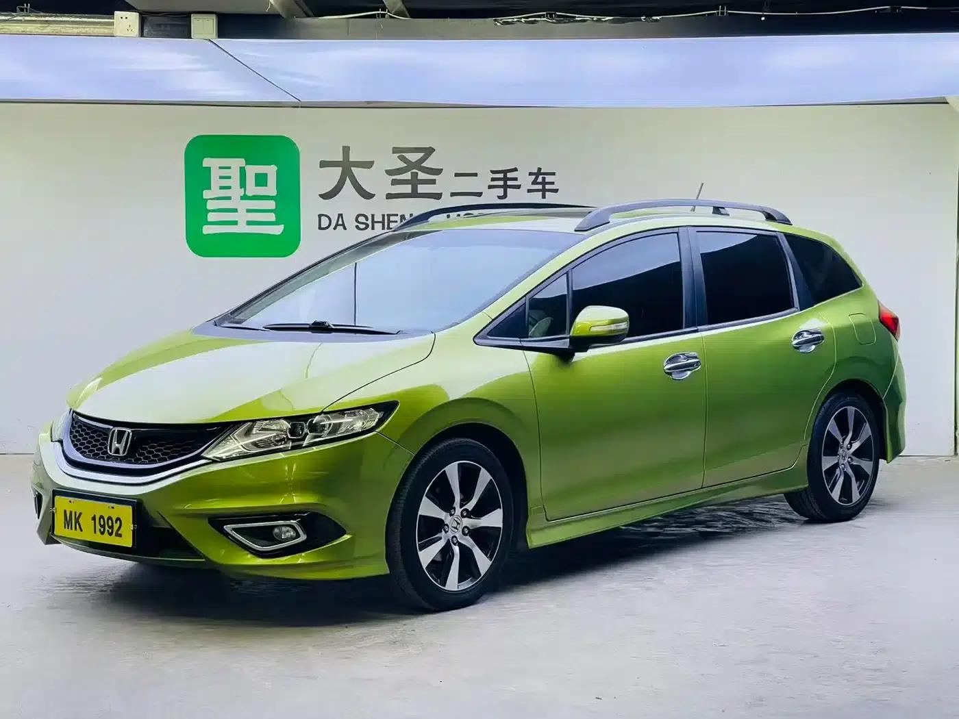 Jade 2013 1.8L CVT Luxury Edition 5-seater — миниатюра 1