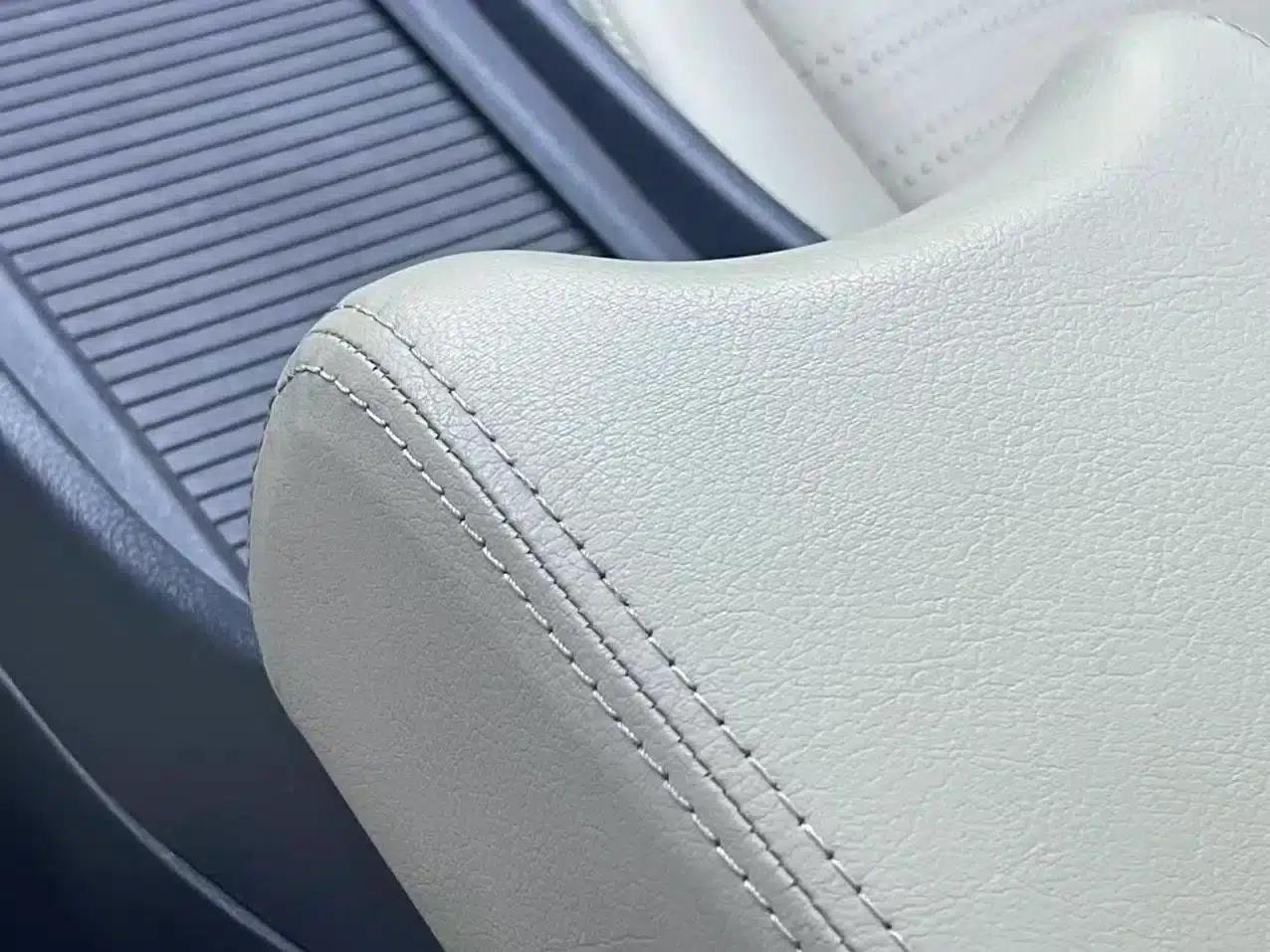 Jade 2013 1.8L CVT Luxury Edition 5-seater — миниатюра 12