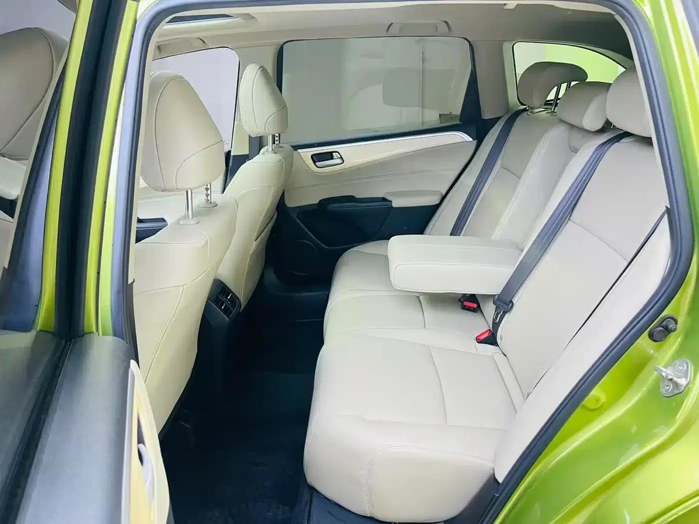 Jade 2013 1.8L CVT Luxury Edition 5-seater — миниатюра 6