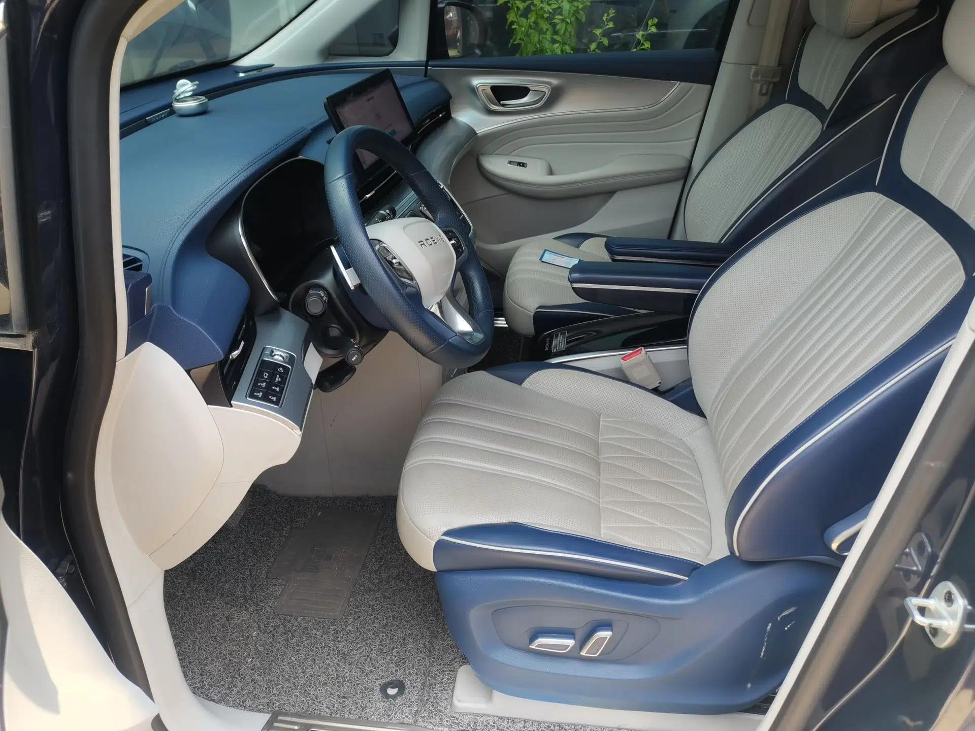 Roewe iMAX8 2021 400TGI Supreme Series Prestige Edition — миниатюра 15