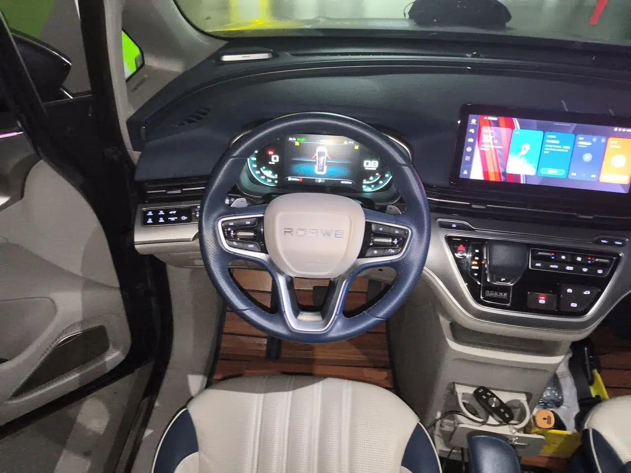 Roewe iMAX8 2021 400TGI Supreme Series Prestige Edition — миниатюра 10