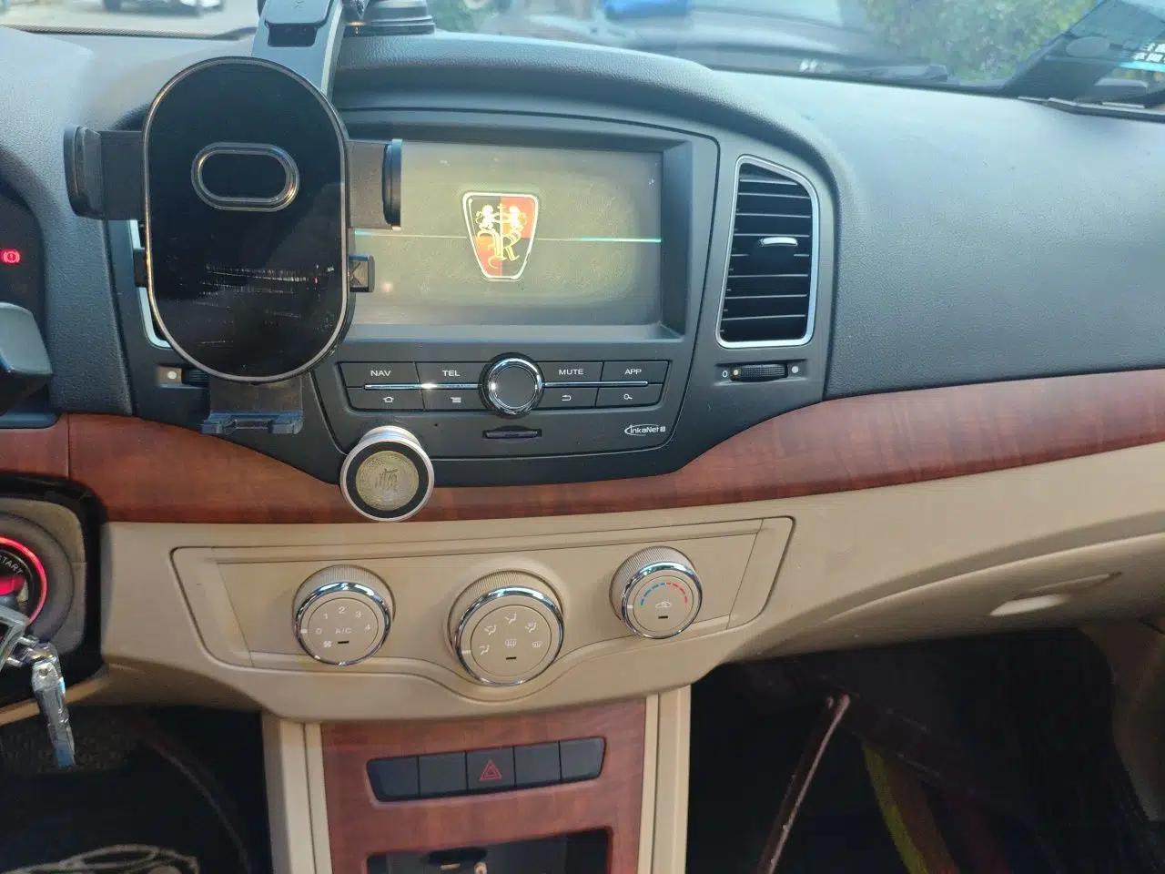 Roewe 350 2014 1.5L Automatic Xunyue Version — миниатюра 13