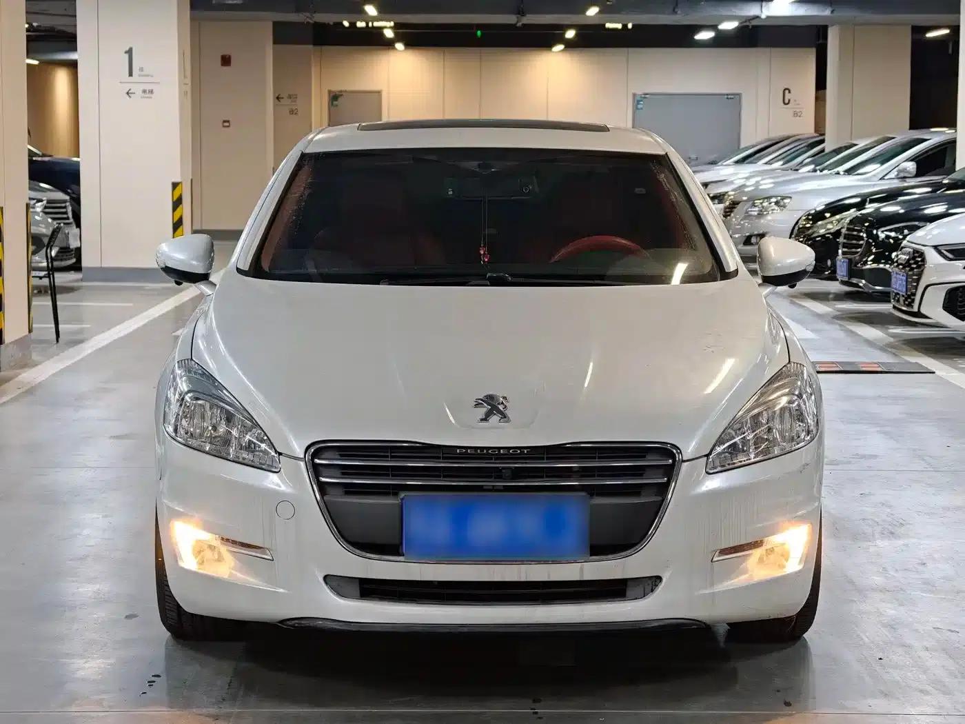 Peugeot 508 2013 2.0L 2nd Anniversary Edition with Automatic Sunroof Classic Version — миниатюра 2