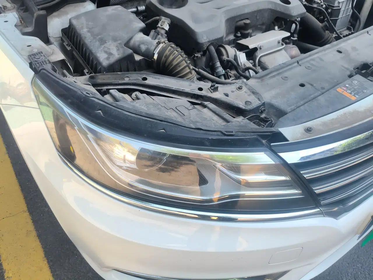 Roewe i6 2018 20T Automatic Internet Smart Edition — миниатюра 7