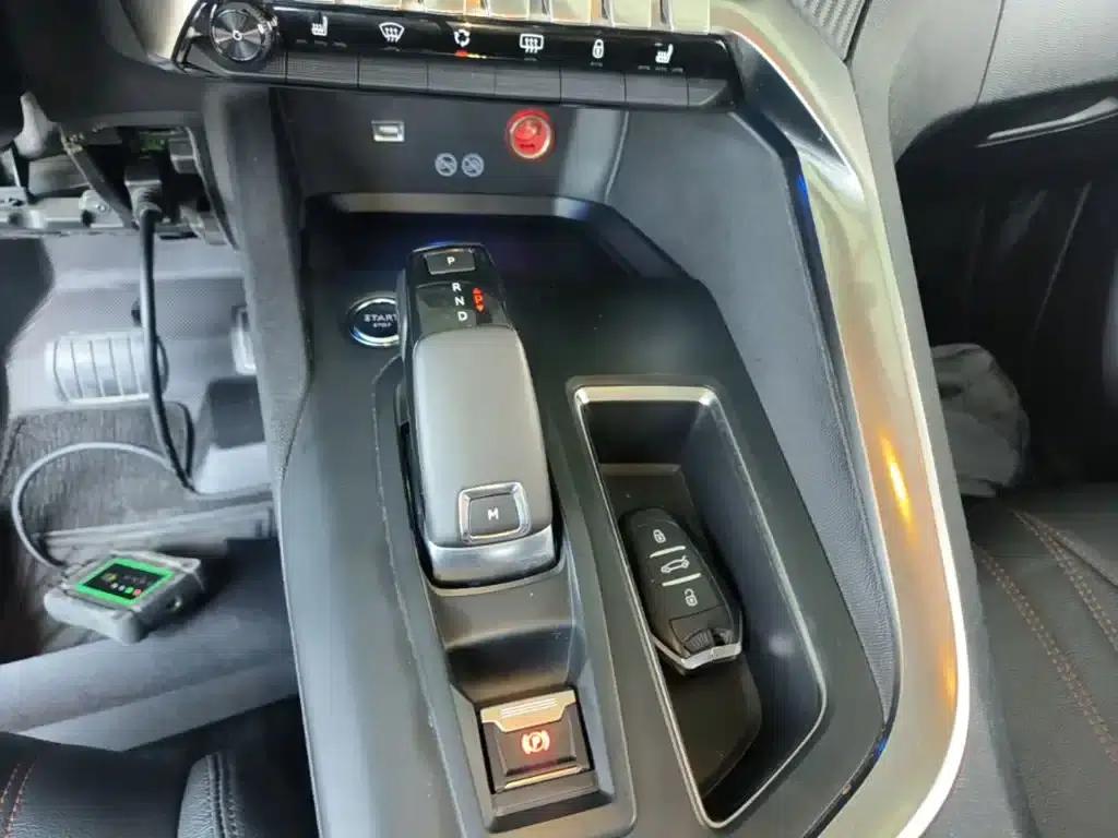 Peugeot 4008 2018 350THP Elite Edition — миниатюра 14