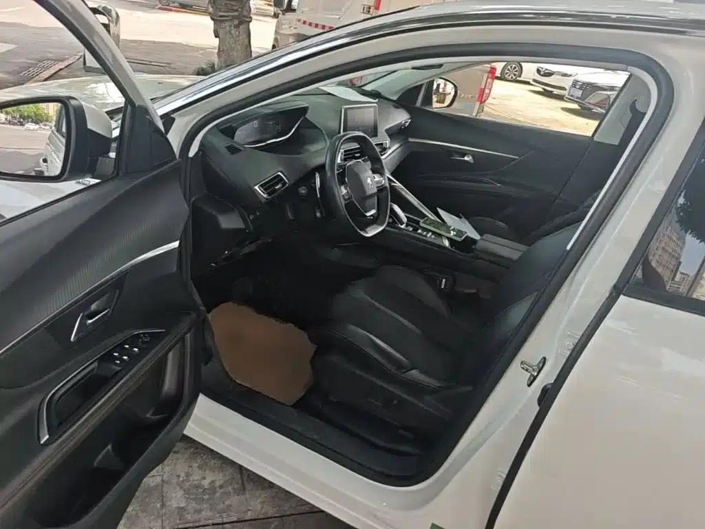 Peugeot 4008 2018 350THP Elite Edition — миниатюра 16