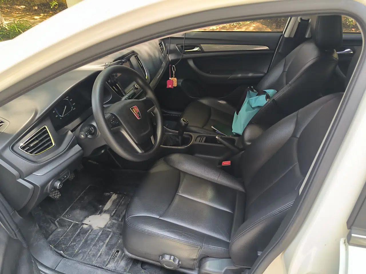 Roewe 360 2015 1.5L Manual Luxury Edition — миниатюра 15