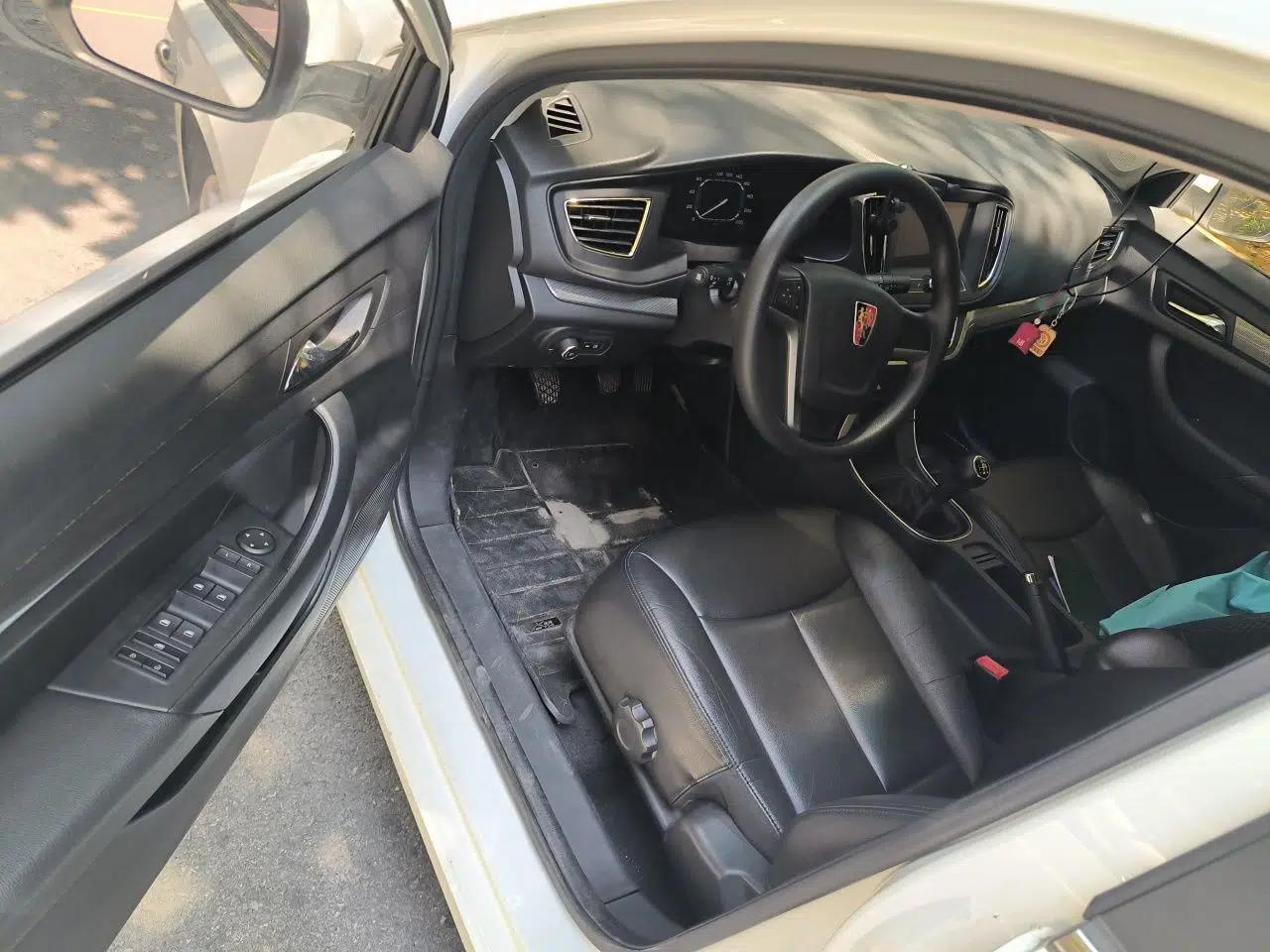 Roewe 360 2015 1.5L Manual Luxury Edition — миниатюра 16