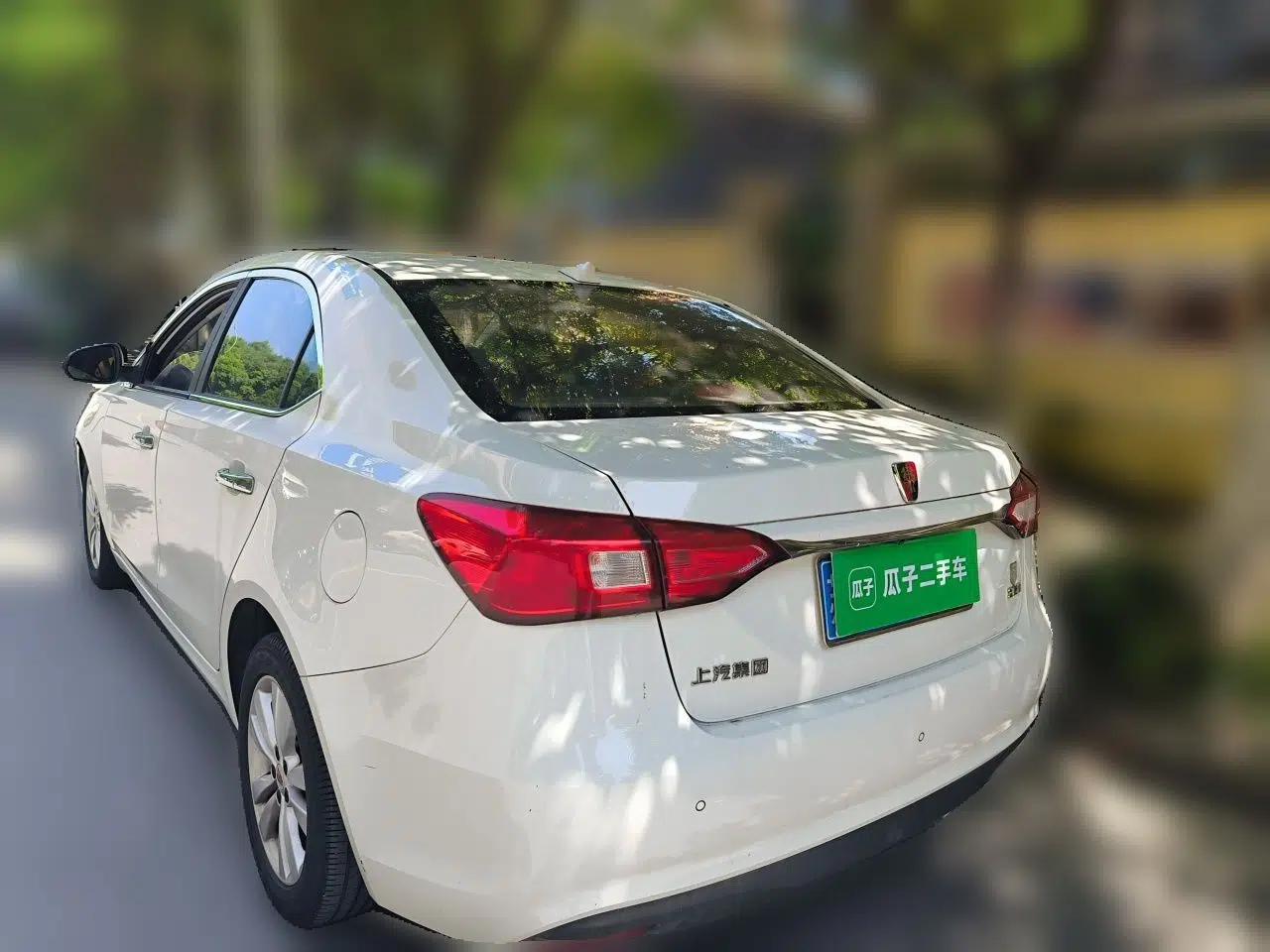 Roewe 360 2015 1.5L Manual Luxury Edition — миниатюра 4