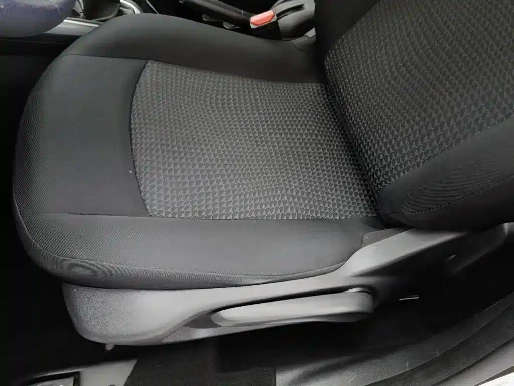 Peugeot 301 2014 1.6L Manual Comfort Edition — миниатюра 20