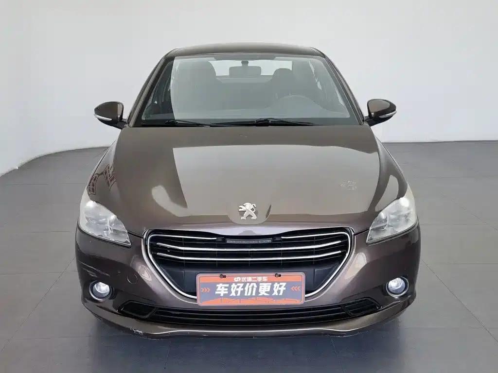 Peugeot 301 2014 1.6L Manual Comfort Edition — миниатюра 3