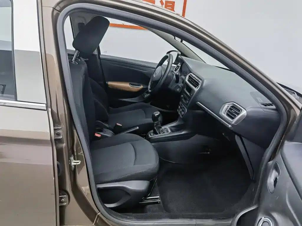 Peugeot 301 2014 1.6L Manual Comfort Edition — миниатюра 23