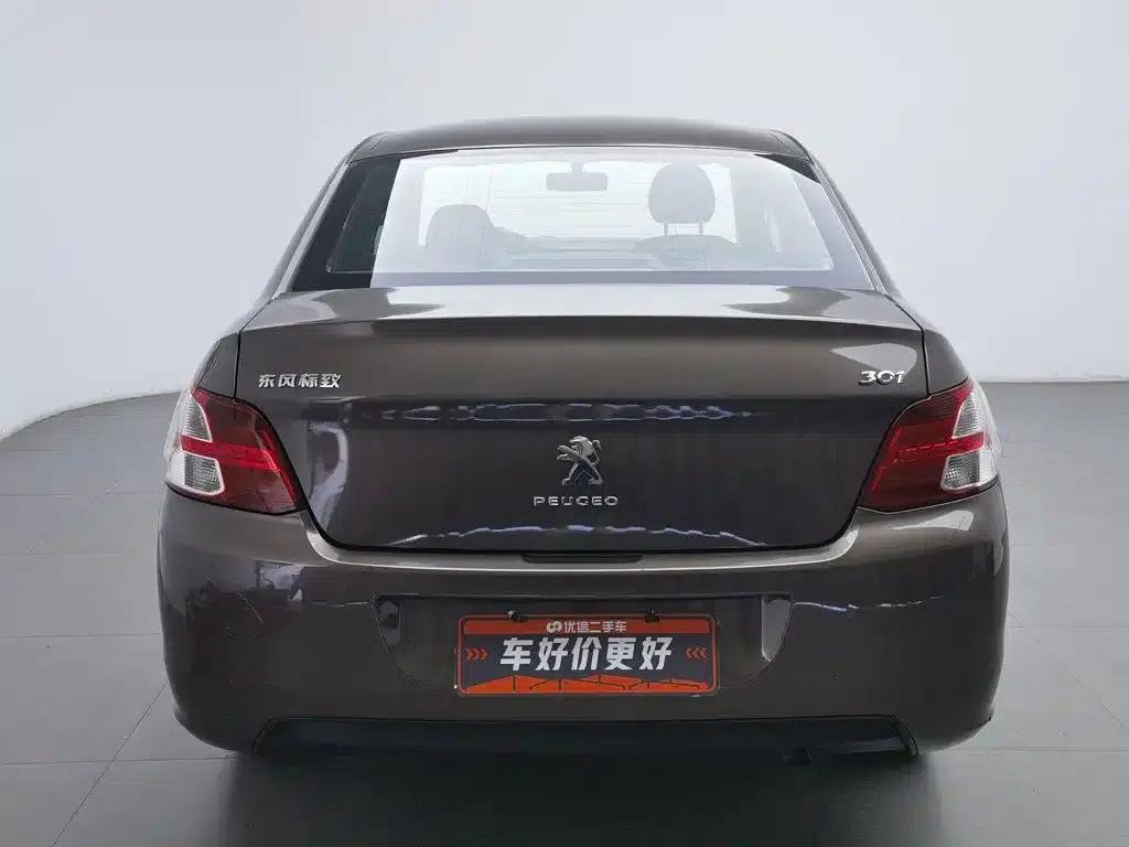 Peugeot 301 2014 1.6L Manual Comfort Edition — миниатюра 4