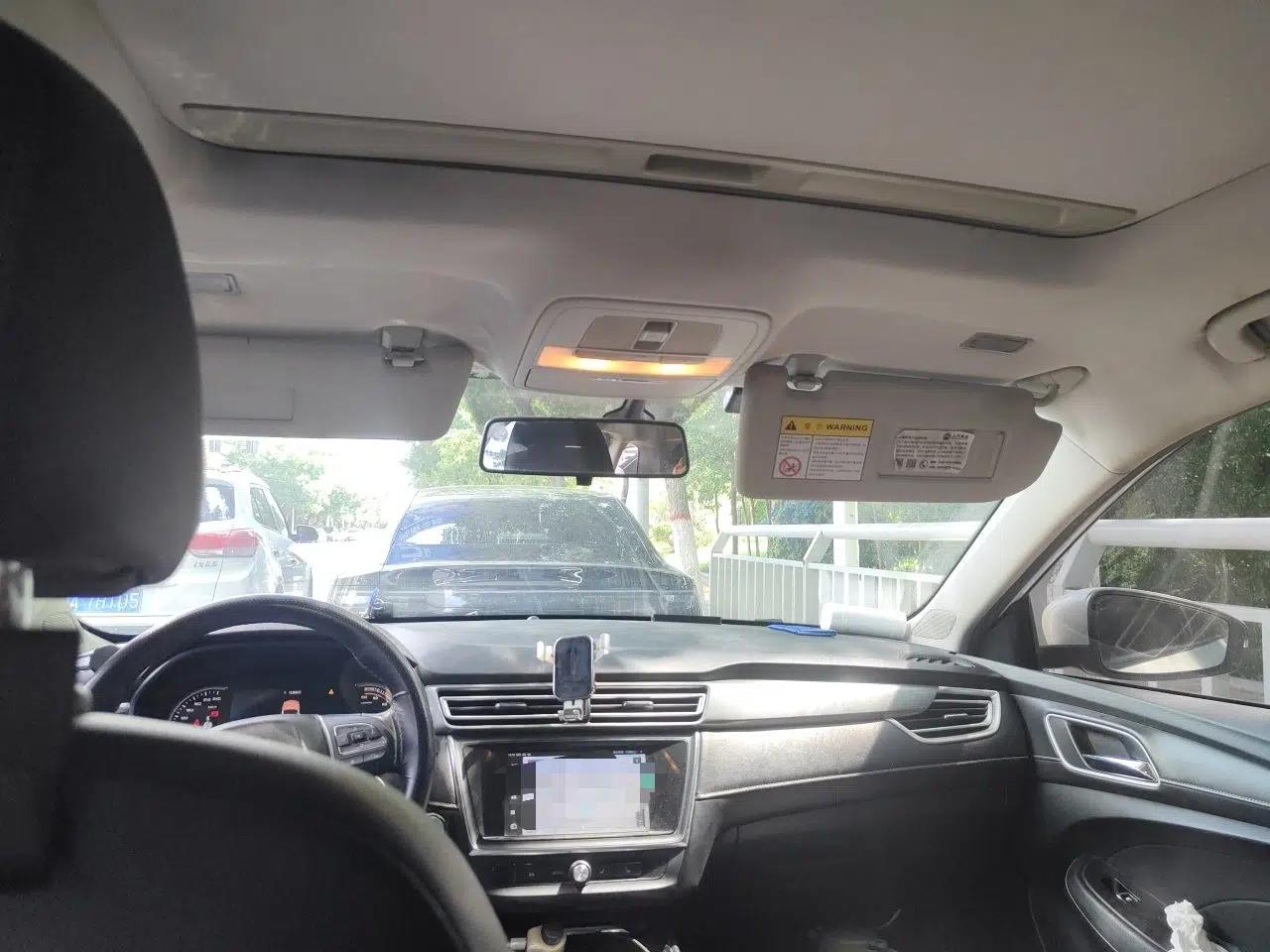 Roewe Ei5 2019 Smart Connect Flagship Edition — миниатюра 18