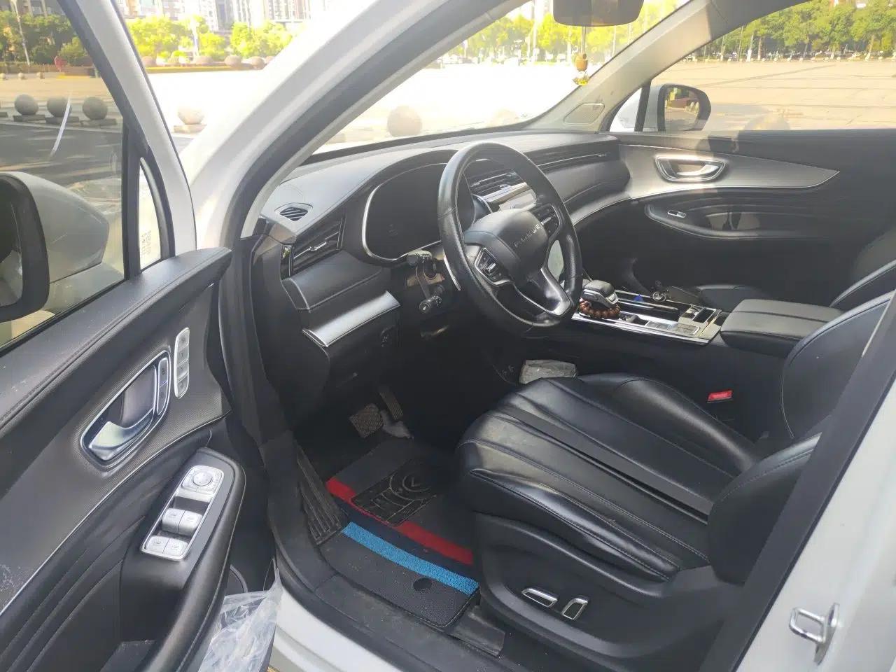 Roewe RX5 MAX 2019 300TGI Automatic Smart Cabin Luxury Edition — миниатюра 16